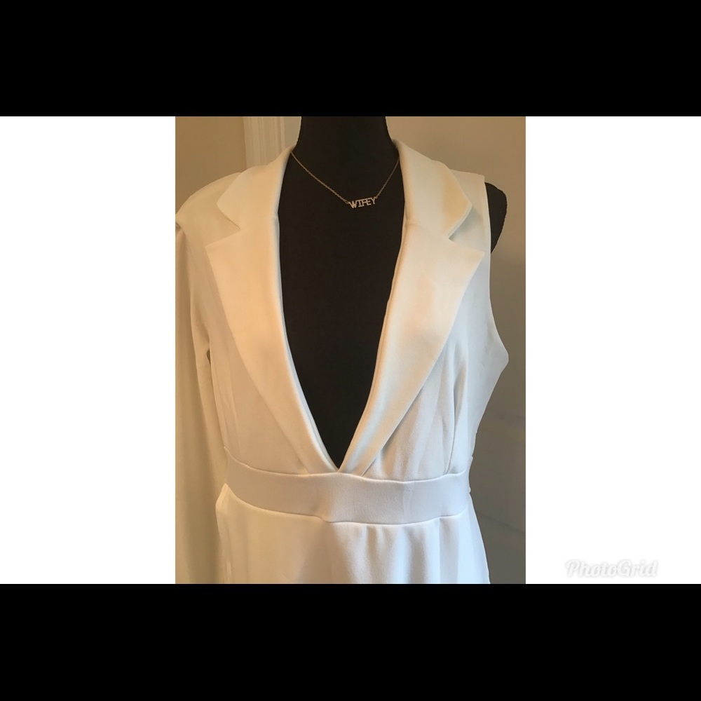 Pretty Little Thing Dress - Picture 6 of 11